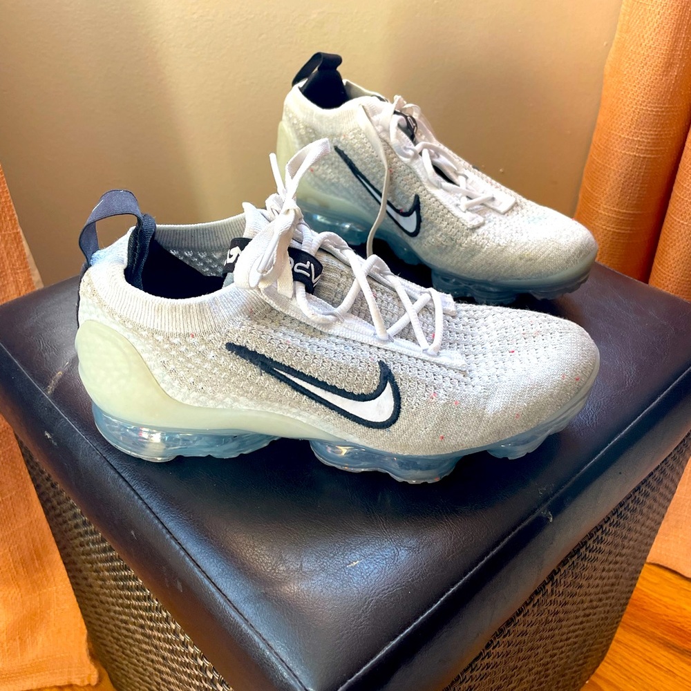 Boys VaporMax Nike Sneakers Sz4